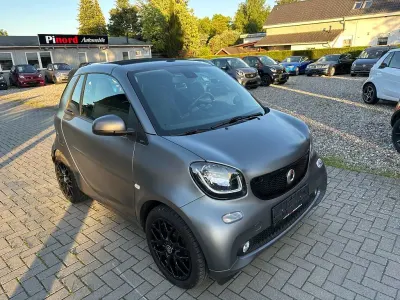 Gebraucht Smart ForTwo Cabrio Prime 90 PS (66 kW) 2019 Titania grey Cabrio