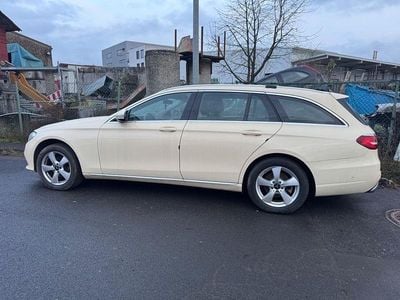 Beige Gebraucht 2017 Mercedes 200 Limousine | 6.500 €