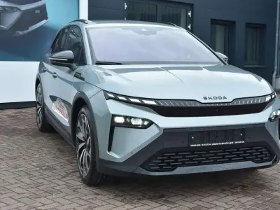 Gebraucht Skoda Elroq 210 kW (286 PS) 2026 Smokey diamondsilber metallic SUV