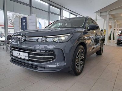 Grau Gebraucht 2025 VW Tiguan Elegance SUV | 37.890 € (Fairer Preis)