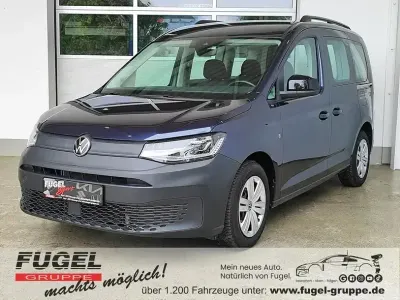 Gebraucht VW Caddy 122 PS (89 kW) 2023 Starlight blue metallic Van / Kleinbus