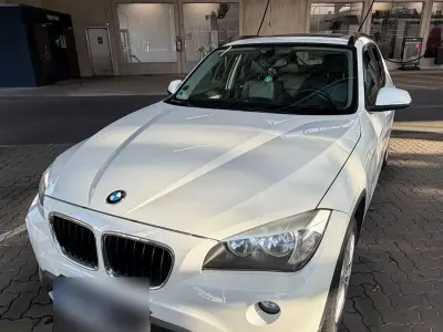 Gebraucht BMW X1 163 PS (119 kW) 2012 Weiß SUV
