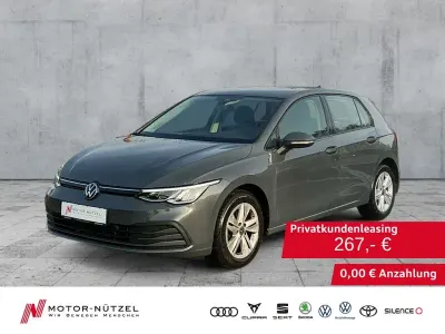 Gebraucht VW Golf VIII Life 150 PS (110 kW) 2022 Grau Limousine
