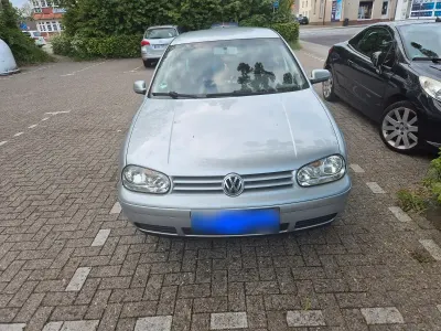 Gebraucht VW Golf IV Basis 75 PS (55 kW) 2003 Silber Limousine