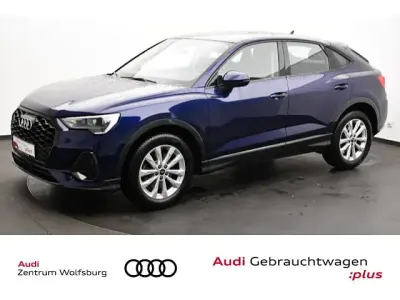 Gebraucht Audi Q3 Sportback Ambiente 245 PS (180 kW) 2022 Navarrablau metallic (metallic) SUV