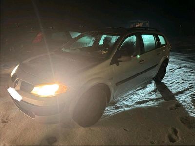 Silber Gebraucht 2005 Renault Mégane GrandTour Kombi | 599 € (Guter Preis)