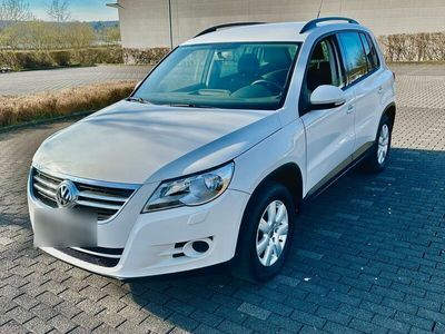 gebraucht VW Tiguan 5N 1,4 TSI / NEU TÜV / 2 Hand / Scheckheit gepflegt