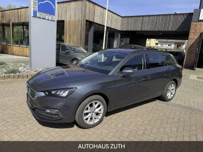 Używany Seat Leon ST Style 110 KM (80 kW) 2022 Szary Kombi