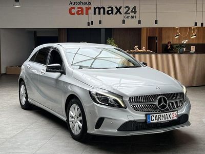 Usata Mercedes A180 122 CV (89 kW) 2015 Argento Berlina