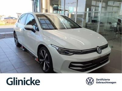 Gebraucht VW Golf VIII Style 150 PS (110 kW) 2025 Weiß Limousine
