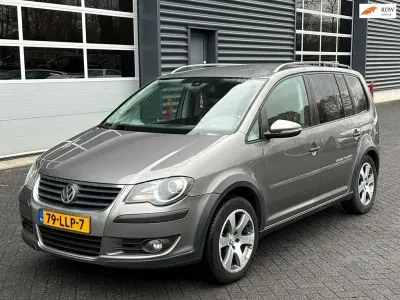 Gebraucht VW Touran 140 PS (102 kW) 2010 Grau Van / Kleinbus