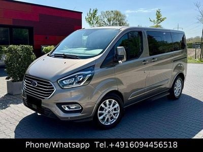 Usata Ford Tourneo Titanium 170 CV (125 kW) 2019 Argento Monovolume
