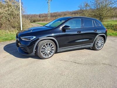 Gebraucht Mercedes GLA220 AMG 190 PS (139 kW) 2023 Schwarz SUV