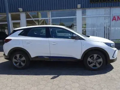 Occasion Opel Grandland X 131 ch (96 kW) 2024 Blanc SUV