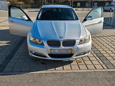 Gebraucht BMW 320 184 PS (135 kW) 2011 Silber Kombi