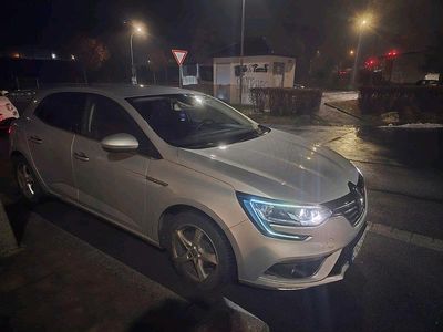 Silber Gebraucht 2015 Renault Mégane Limousine | 9.490 €