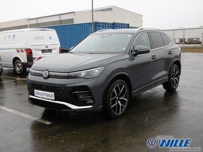 Gebraucht VW Tiguan R-line 150 PS (110 kW) 2024 Delfingrau SUV