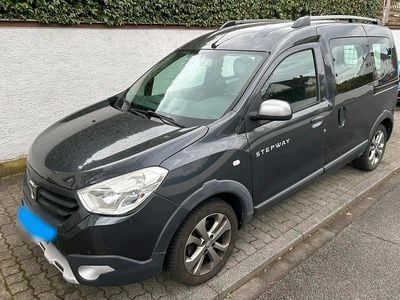Gebraucht Dacia Dokker Stepway 116 PS (85 kW) 2017 Grau Van / Kleinbus