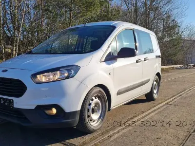 Używany Ford Transit 75 KM (55 kW) 2021 Biały Minivan