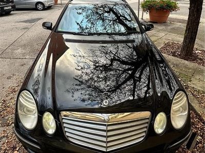 Mercedes E320