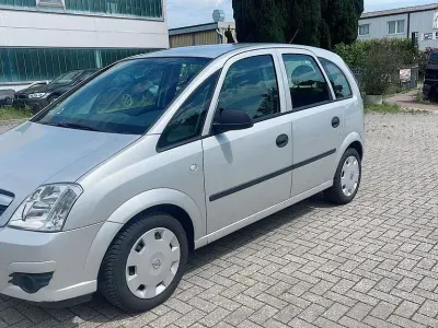 Gebraucht Opel Meriva Selection 105 PS (77 kW) 2010 Grau Van / Kleinbus