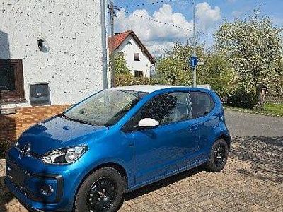 Usata VW up! move up! 90 CV (66 kW) 2019 Blu Utilitaria