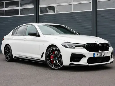 Gebraucht BMW M550 Performance 530 PS (389 kW) 2021 Weiß Limousine