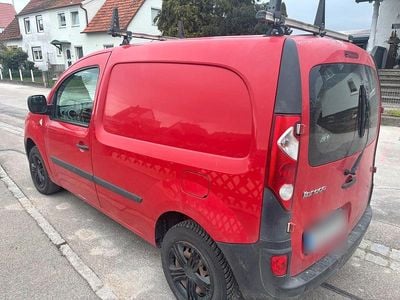 Usado Renault Kangoo 68 HP (50 kW) 2011 Vermelho Monovolume