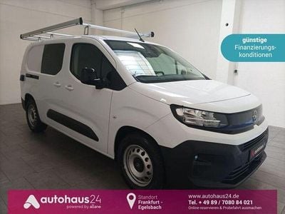 Gebraucht Opel Combo-e Life XL Basis 100 kW (136 PS) 2025 Weiß Kleinwagen