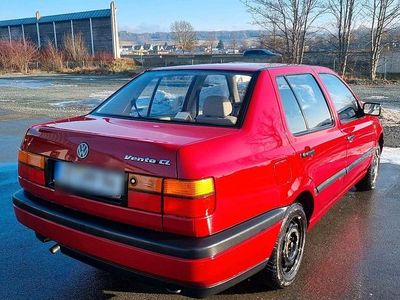 Rot Gebraucht 1994 VW Jetta Limousine | 3.700 €