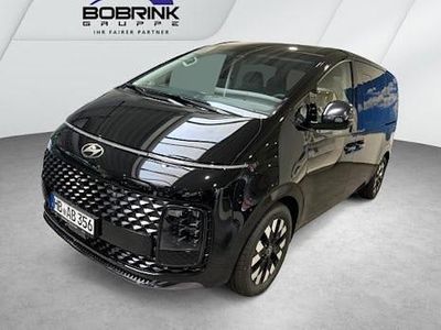 Second-hand Hyundai Staria Signature 225 CP (165 kW) 2025 Negru Monovolum