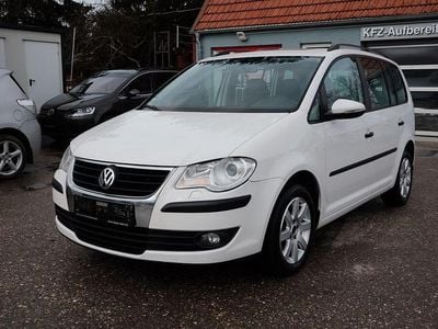 Gebraucht VW Touran Conceptline 102 PS (75 kW) 2009 Weiß Van / Kleinbus