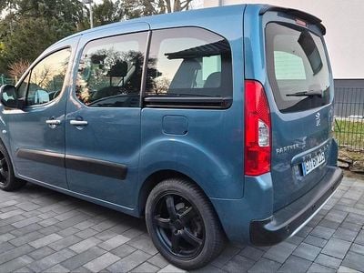 Usata Peugeot TePee 92 CV (67 kW) 2011 Blu Monovolume