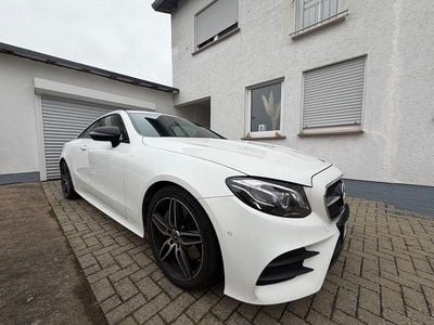 Gebraucht Mercedes E350 AMG line 286 PS (210 kW) 2019 Weiß Coupé