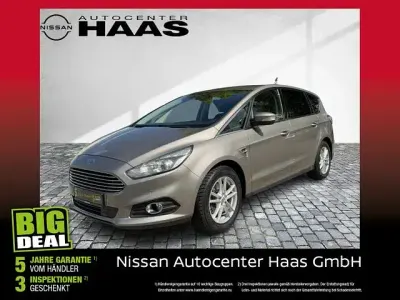 Gebraucht Ford S-MAX Titanium 239 PS (175 kW) 2017 Perlsilber (metallic) Van / Kleinbus
