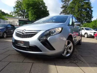 Gebraucht Opel Zafira Tourer Edition 120 PS (88 kW) 2013 Flip chip/magnetic silver Van / Kleinbus