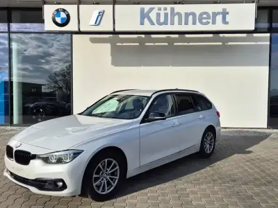 Używany BMW 320 Sport Line 184 KM (135 kW) 2019 Biały Kombi