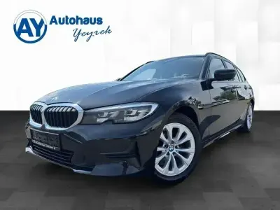 Gebraucht BMW 318 Sport Line 150 PS (110 kW) 2022 Schwarz Kombi
