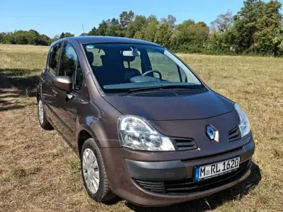 Gebraucht Renault Modus 103 PS (75 kW) 2013 Braun Van / Kleinbus