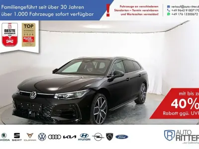 Gebraucht VW Passat R-line 265 PS (194 kW) 2026 Grenadillschwarz meta.../schwa Kombi