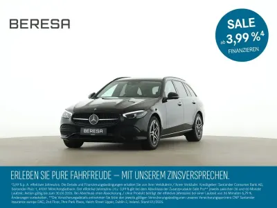 Gebraucht Mercedes C300e Avantgarde 204 PS (150 kW) 2022 Schwarz Limousine