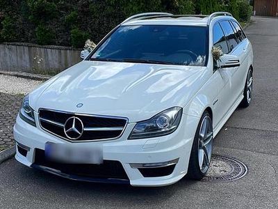 Mercedes C63 AMG