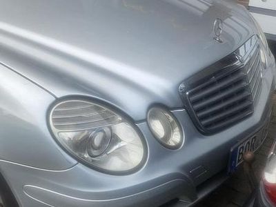 Mercedes E220