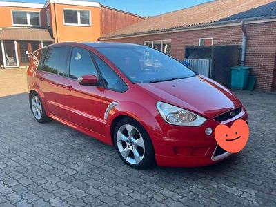 Rot Gebraucht 2007 Ford S-MAX Titanium Van / Kleinbus | 3.600 € (Fairer Preis)