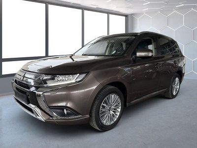 Gebraucht Mitsubishi Outlander P-HEV Diamant Edition 224 PS (164 kW) 2020 Braun SUV