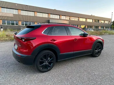 Gebraucht Mazda CX-5 150 PS (110 kW) 2022 Rot SUV