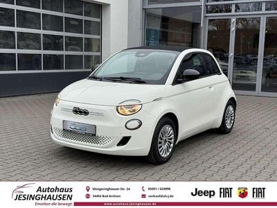 Neu Fiat 500e Red 86 kW (118 PS) 2025 Arktis weiß) (weiss Cabrio