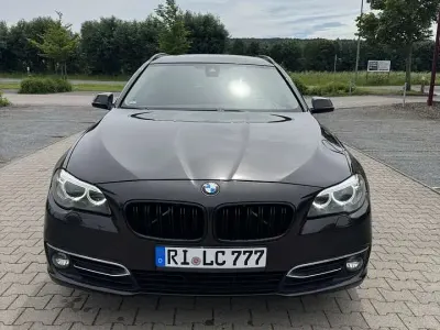 Gebraucht BMW 520 Luxury Line 190 PS (139 kW) 2015 Schwarz Kombi