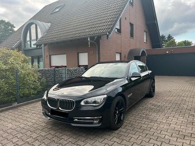 BMW 740