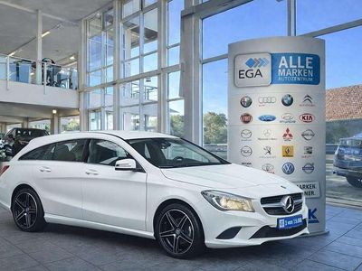 Gebraucht Mercedes CLA200 156 PS (114 kW) 2015 Calcitweiss  unilack Kombi